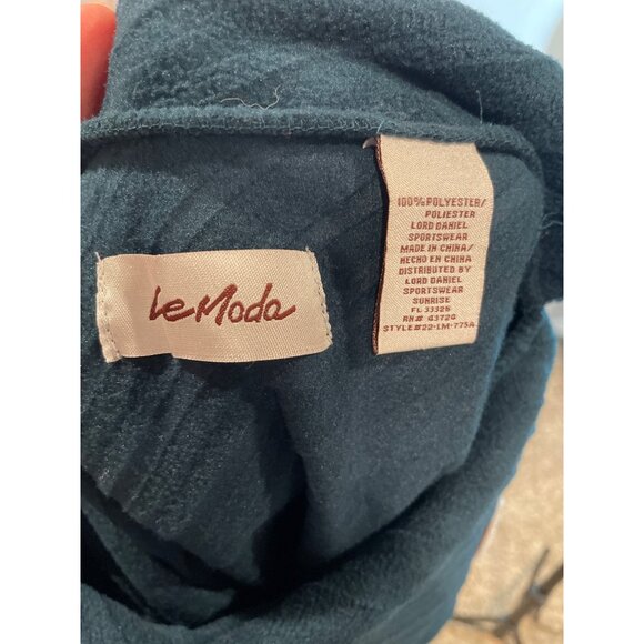 Le Moda Hunter Green Button Accent Collar Poncho - Picture 5 of 6